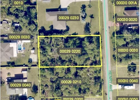 619 Henry Ave, Lehigh Acres, FL 33972