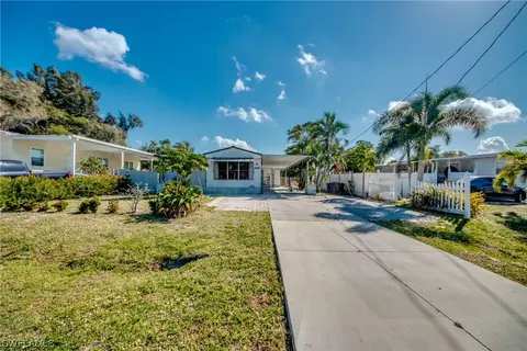 26688 Token Ct, Bonita Springs, FL 34135