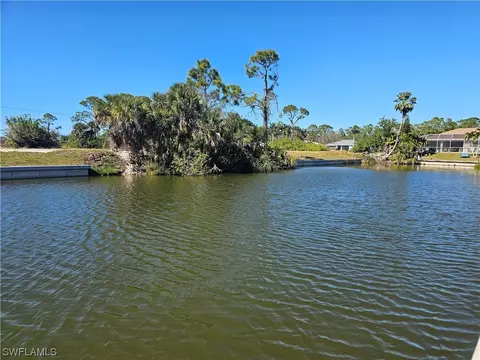 1908 NW 28th Pl, Cape Coral, FL 33993