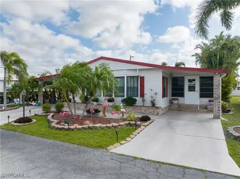 9049 Flamingo Cir, North Fort Myers, FL 33903