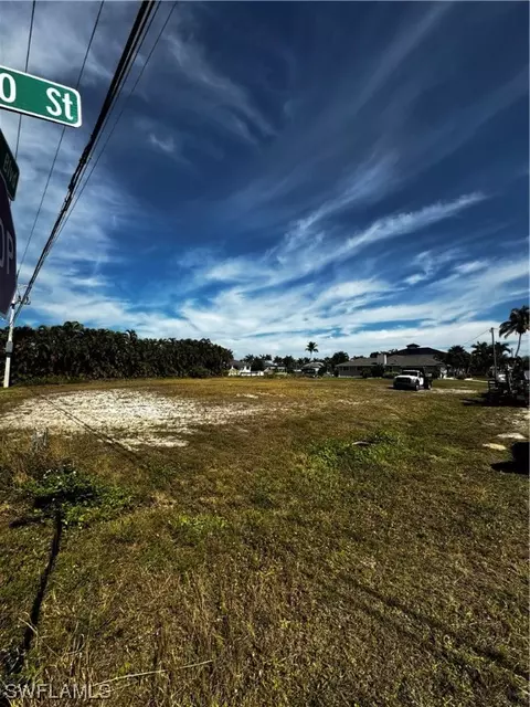 2935 SW 40th St, Cape Coral, FL 33914