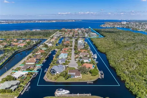6708 Griffin Blvd, Fort Myers, FL 33908
