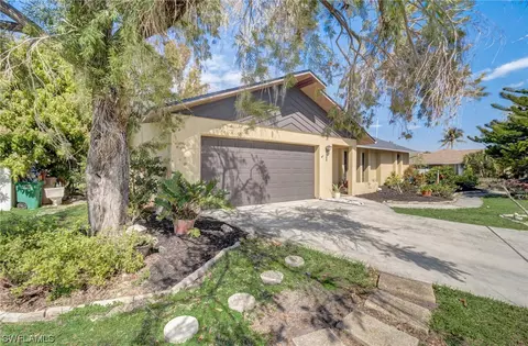 1803 Viscaya Pkwy, Cape Coral, FL 33990