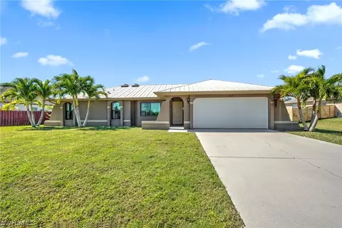2908 SW 5th Ave, Cape Coral, FL 33914