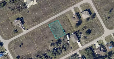 212 Pembroke St, Lehigh Acres, FL 33974