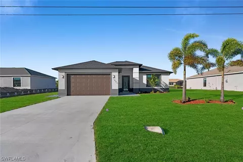 1003 NW 8 Ter, Cape Coral, FL 33993