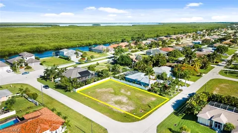 3422 SW 29th Ave, Cape Coral, FL 33914