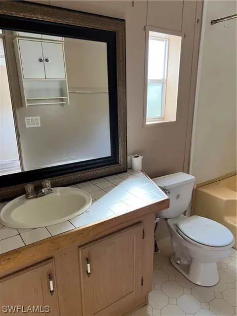 2020 Varsity Ter, Lorida, FL 33857 photo 5