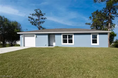 5010 Dania Cir, Labelle, FL 33935