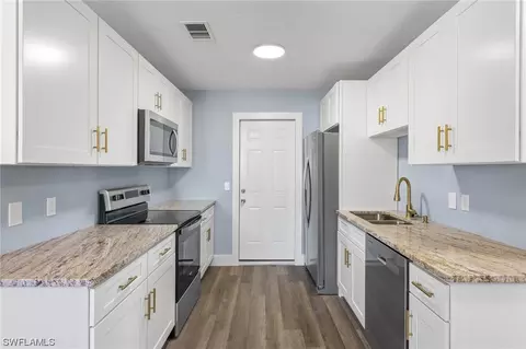 18468 Winter Haven Rd, Fort Myers, FL 33967