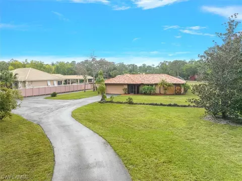 View/Area - 5960 Copper Leaf Ln, Naples, FL 34116 photo 2 of 6
