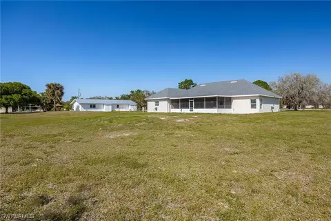 Exterior - 1299 Ivan Blvd, Labelle, FL 33935 photo 4 of 9