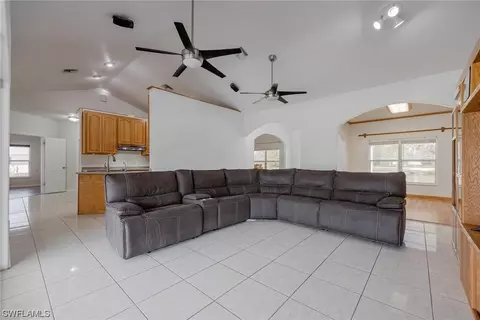 Living - 1299 Ivan Blvd, Labelle, FL 33935 photo 4 of 6