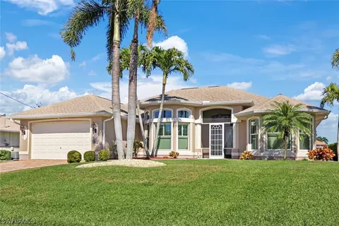 2705 SW 49th St, Cape Coral, FL 33914