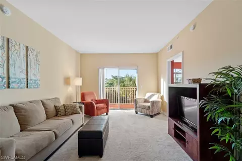 11400 Ocean Walk Ln #313, Fort Myers, FL 33908