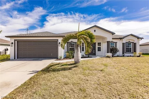 1823 NE 6th Ave, Cape Coral, FL 33909