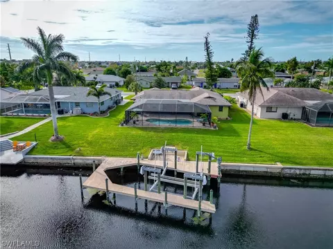 1421 SE 36th Ter, Cape Coral, FL 33904