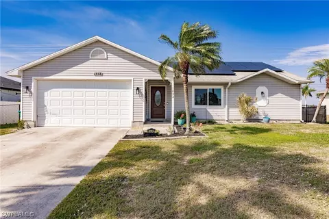1822 NE 16th Pl, Cape Coral, FL 33909