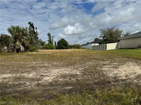 2705 NW 10th Ter, Cape Coral, FL 33993