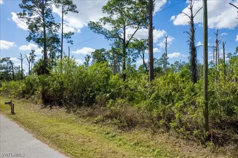 809 Irving Ave, Lehigh Acres, FL 33972