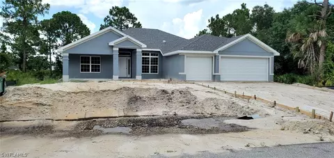 2608 38th St W, Lehigh Acres, FL 33971