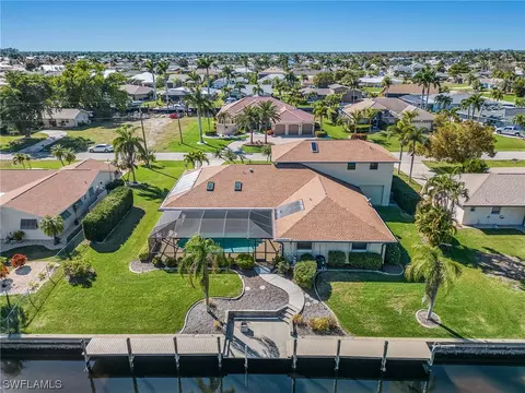 5213 SW 10th Ave, Cape Coral, FL 33914