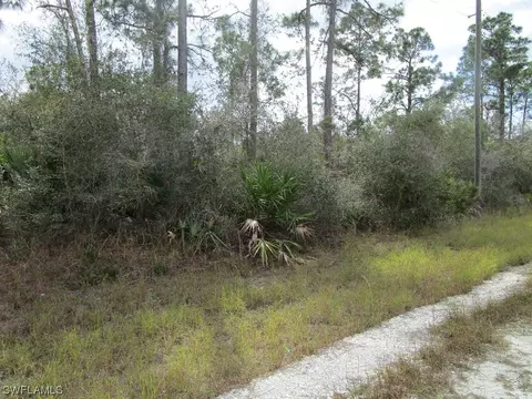 4222 E 25th St, Alva, FL 33920 photo 5