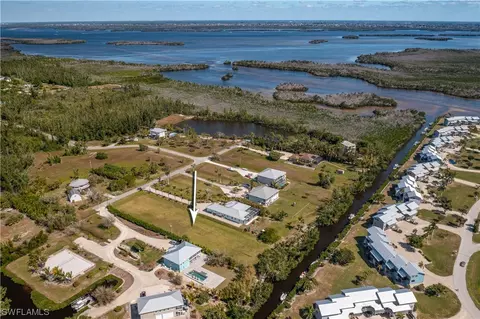 5439 Pine Creek Ln, Bokeelia, FL 33922