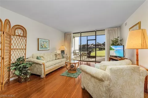 4574 Trawler Ct #105, Fort Myers, FL 33919