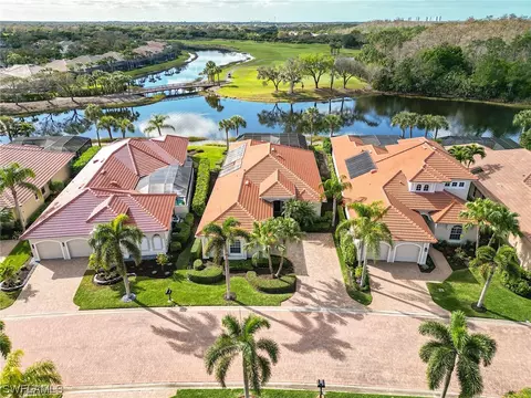 10121 Northridge Ct, Bonita Springs, FL 34135