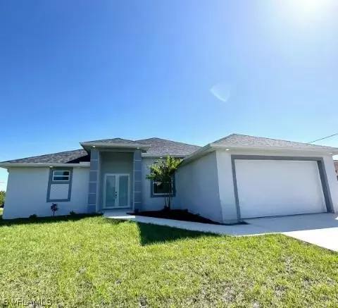 2509 28th St W, Lehigh Acres, FL 33971