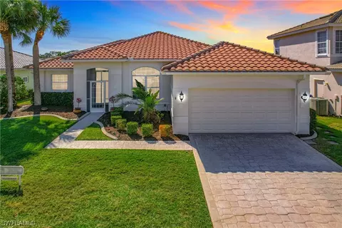 11041 Lakeland Cir, Fort Myers, FL 33913
