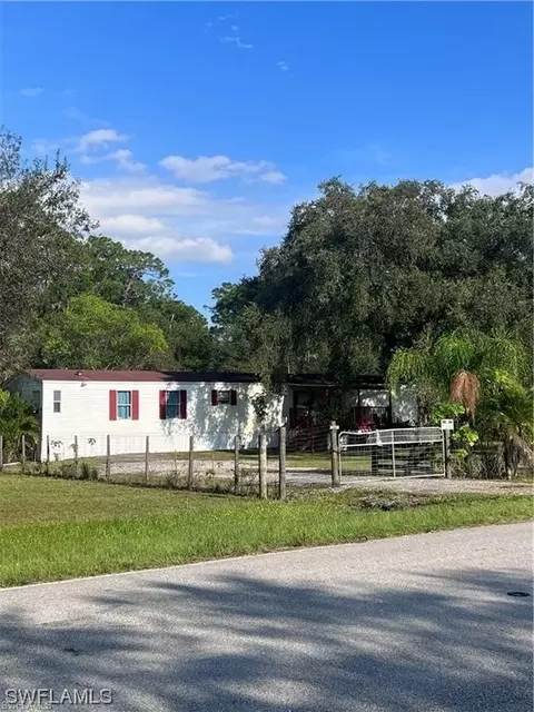 855 N Cabbage Palm St, Clewiston, FL 33440