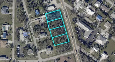 10695 Stringfellow Rd, Bokeelia, FL 33922