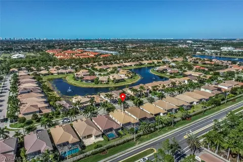 View/Area - 1646 Serrano Cir, Naples, FL 34105 photo 3 of 4