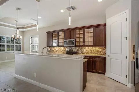 Kitchen - 1646 Serrano Cir, Naples, FL 34105 photo 1 of 2