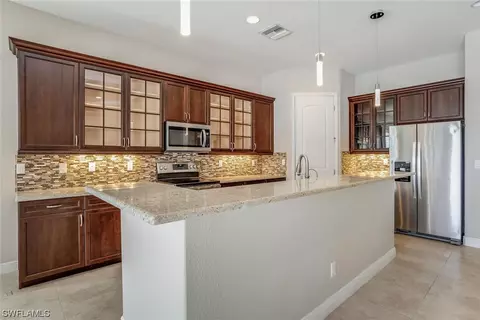 Kitchen - 1646 Serrano Cir, Naples, FL 34105 photo 2 of 2