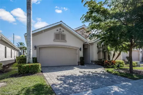 Exterior - 1646 Serrano Cir, Naples, FL 34105 photo 5 of 11