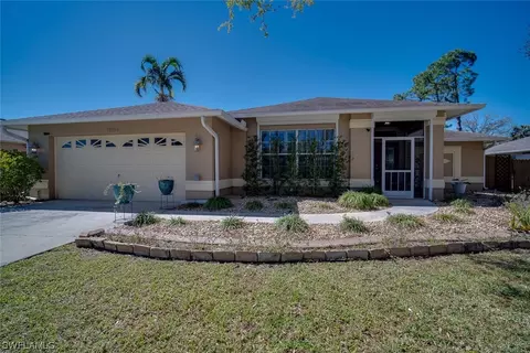 13761 Willow Bridge Dr, North Fort Myers, FL 33903