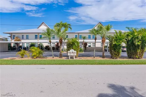 1749 SE 46th Ln #103, Cape Coral, FL 33904