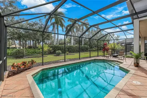 8823 Largo Mar Dr, Fort Myers, FL 33967