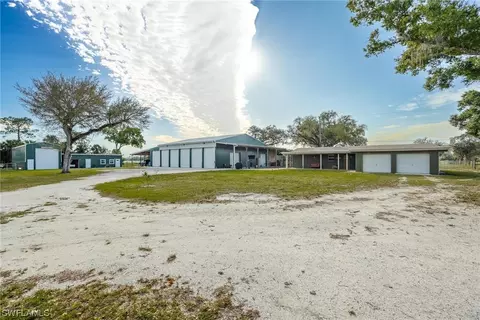 1305 Jacks Ln, Fort Denaud, FL 33935
