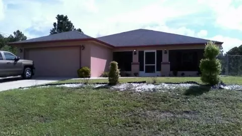 311 Bradley Ave, Lehigh Acres, FL 33974