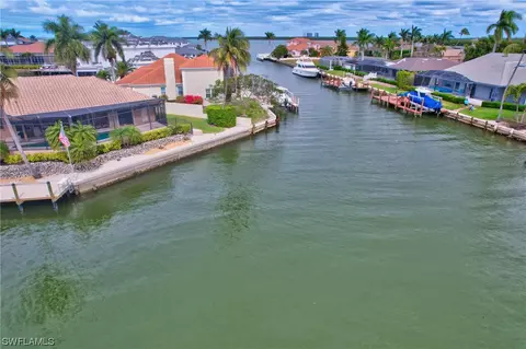 1890 Honduras Ave, Marco Island, FL 34145