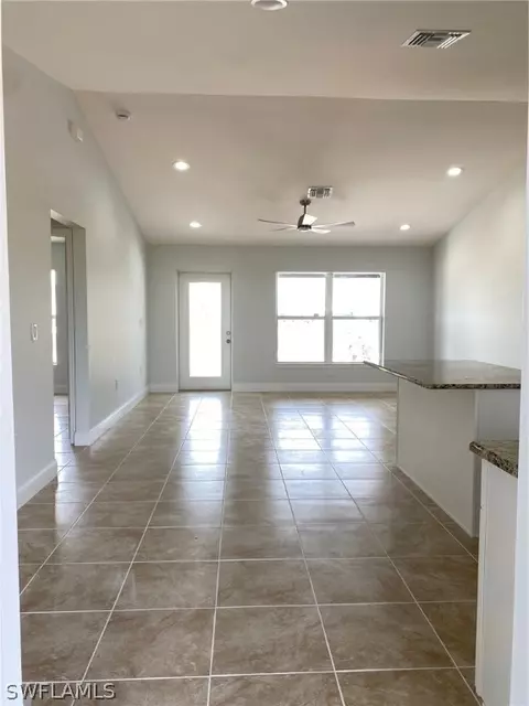 461 Cheshire Ct, Labelle, FL 33935 photo 5