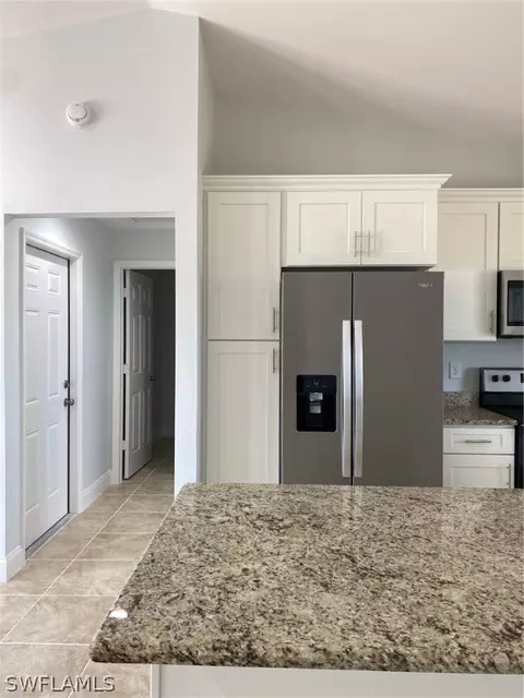 461 Cheshire Ct, Labelle, FL 33935 photo 7