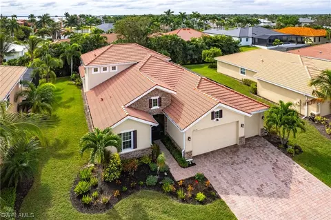 12626 Blue Banyon Ct, North Fort Myers, FL 33903