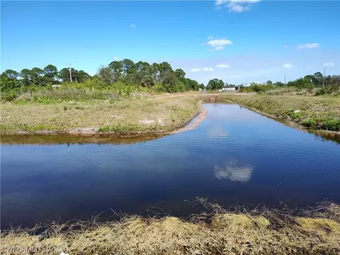 831 Theodore Vail St E, Lehigh Acres, FL 33974