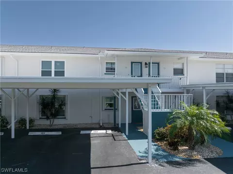 4519 SE 6th Pl #203, Cape Coral, FL 33904