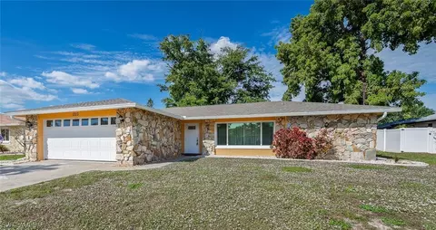 1323 SE 44th Ter, Cape Coral, FL 33904